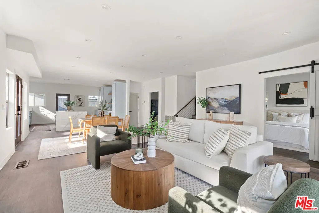 2209 West Boulevard, Los Angeles, CA 90016 - #1