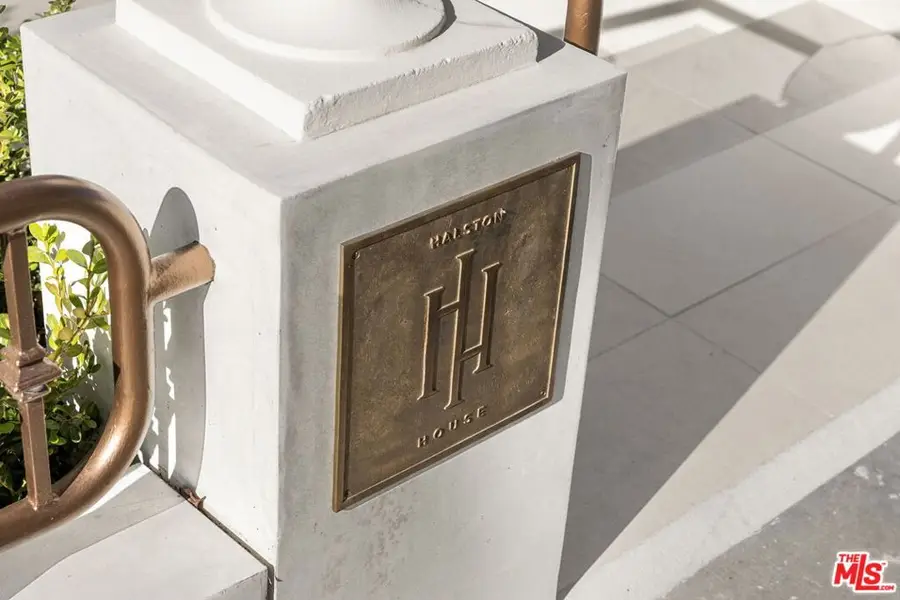 11923 Gorham Avenue #401, Los Angeles, CA 90049 - Image #3