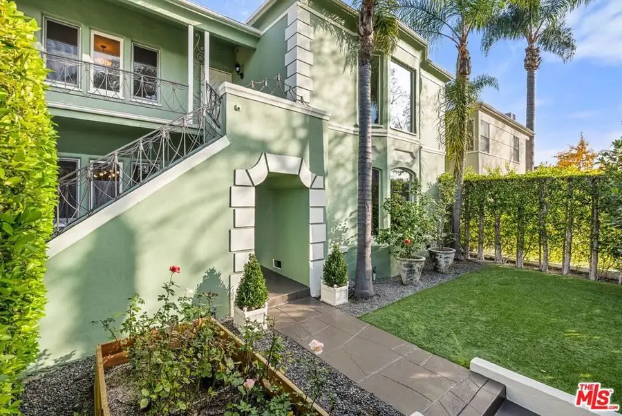 104 N Harper Avenue, Los Angeles, CA 90048 - #2