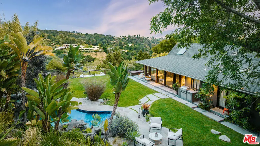 2220 Banyan Drive, Los Angeles, CA 90049 - #1