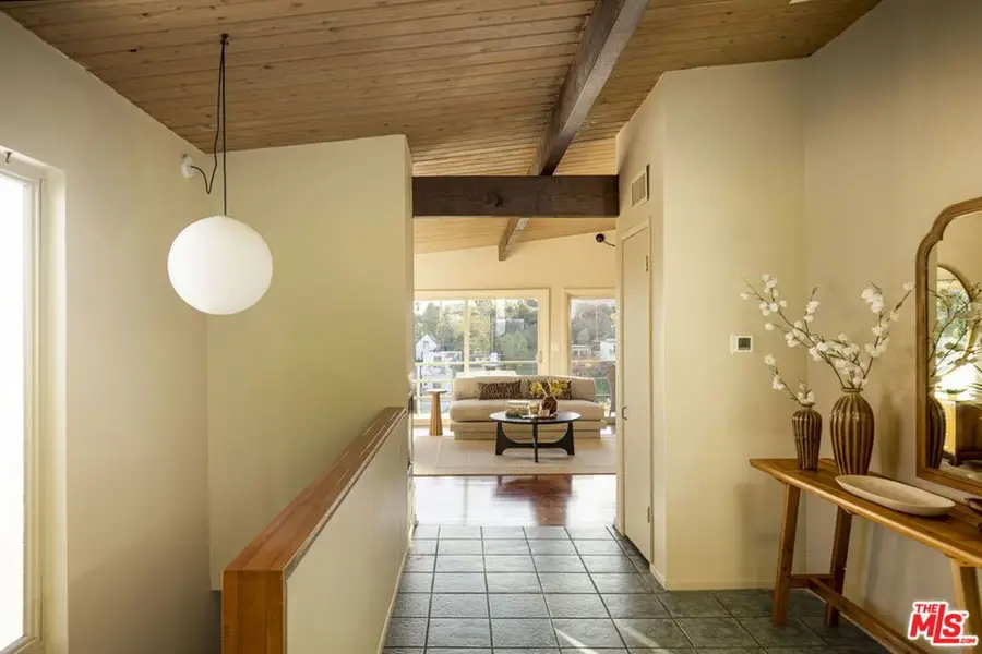 733 Crane Boulevard, Los Angeles, CA 90065 - Image #2