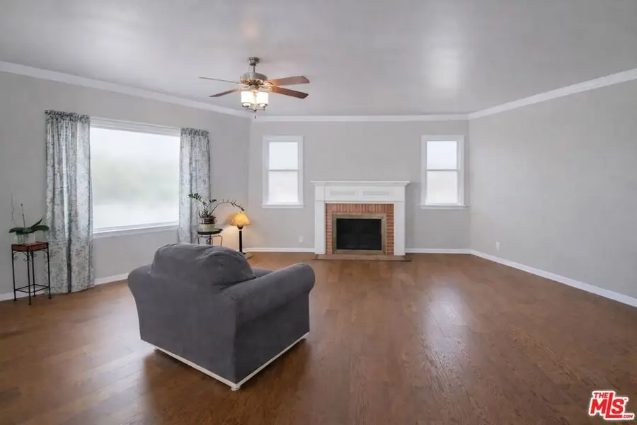 8712 S 7th Avenue, Inglewood, CA 90305 - Image #3