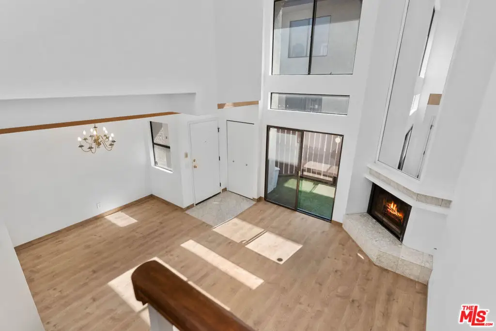 6323 Reseda Boulevard #6, Tarzana, CA 91335 - #1