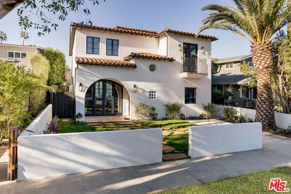 2445 Glyndon Avenue, Venice, CA 90291