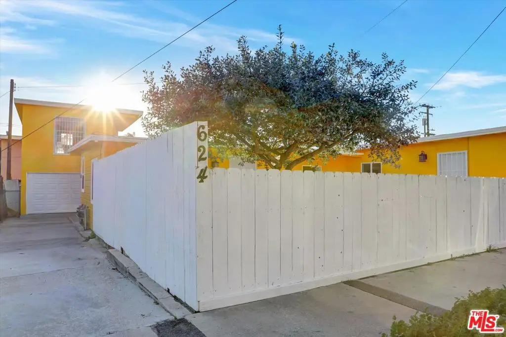 624 W Beach Avenue, Inglewood, CA 90302 - Image #1