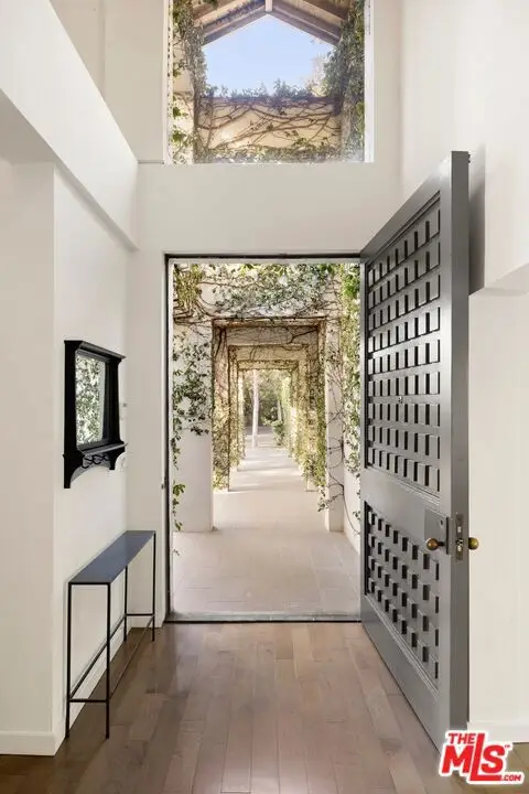 10549 Rocca Place, Los Angeles, CA 90077 - Image #3