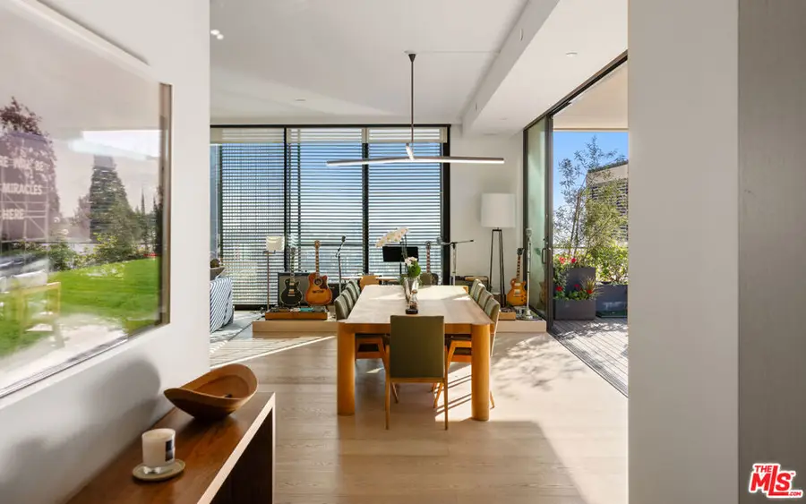9040 W Sunset Boulevard #1004, West Hollywood, CA 90069 - #2