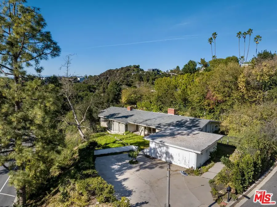 1950 Loma Vista Drive, Beverly Hills, CA 90210 - Image #3