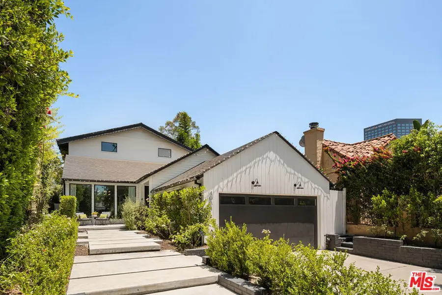 4034 Denny Avenue, Studio City, CA 91604 - Image #2