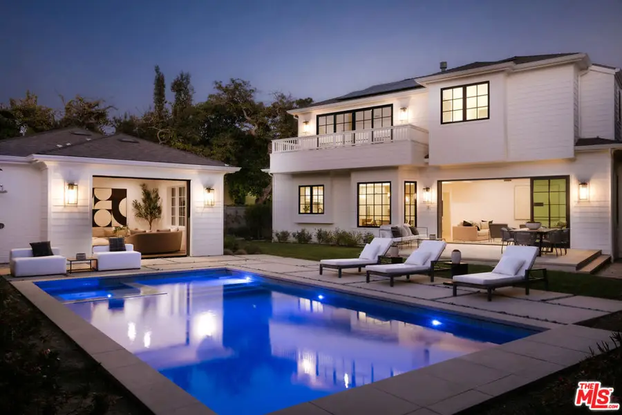 427 N Bundy Drive, Los Angeles, CA 90049 - Image #2