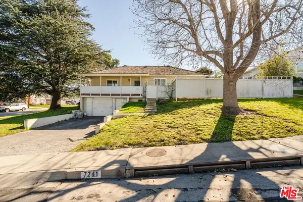 7741 Airport Boulevard, Los Angeles, CA 90045