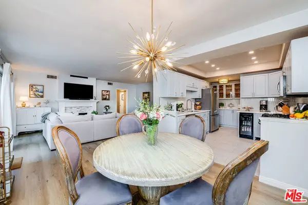 10707 Camarillo Street #108, Toluca Lake, CA 91602