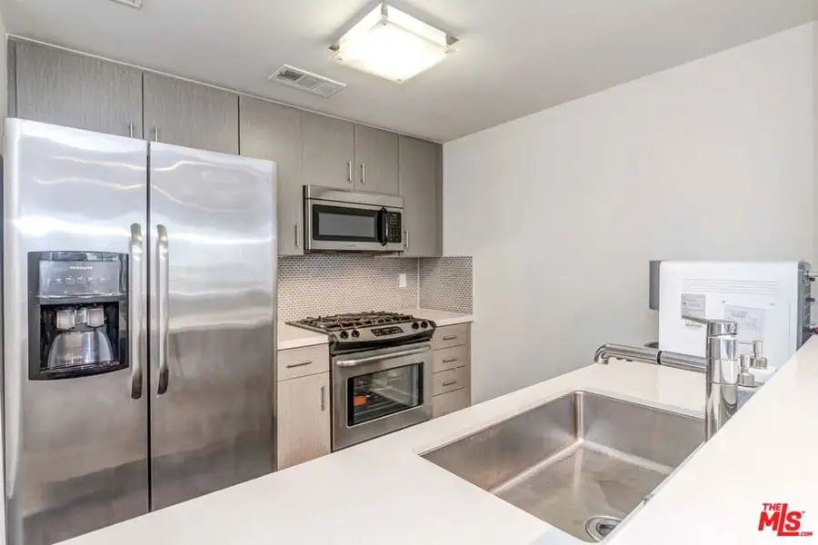 436 S Virgil Avenue #PH 1, Los Angeles, CA 90020 - Image #3