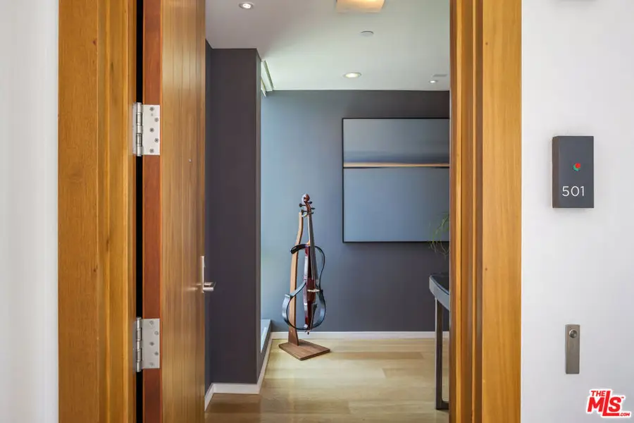 1705 Ocean Avenue #501, Santa Monica, CA 90401 - Image #2