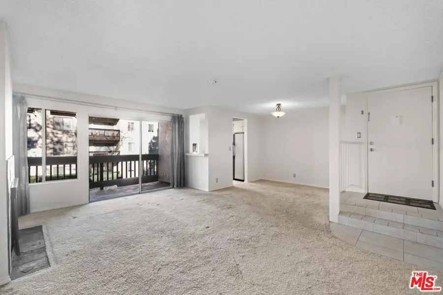 2207 Summertime Lane, Culver City, CA 90230 - Image #2