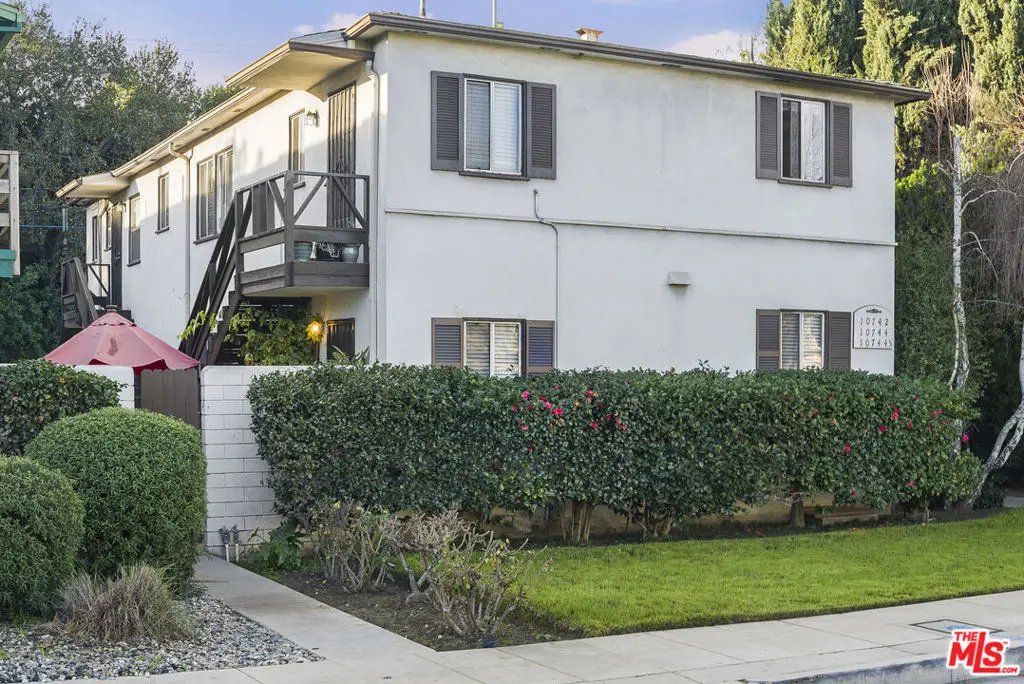 10742 Sarah Street, Toluca Lake, CA 91602 - Image #1
