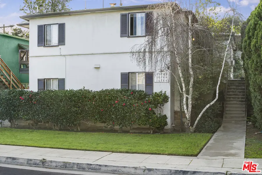 10742 Sarah Street, Toluca Lake, CA 91602 - Image #3