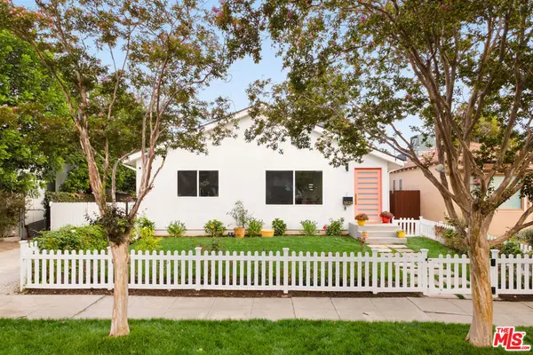 5828 Irvine Avenue, North Hollywood, CA 91601