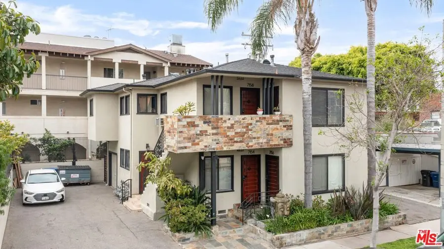 7154 Lexington Avenue, West Hollywood, CA 90046 - Image #3