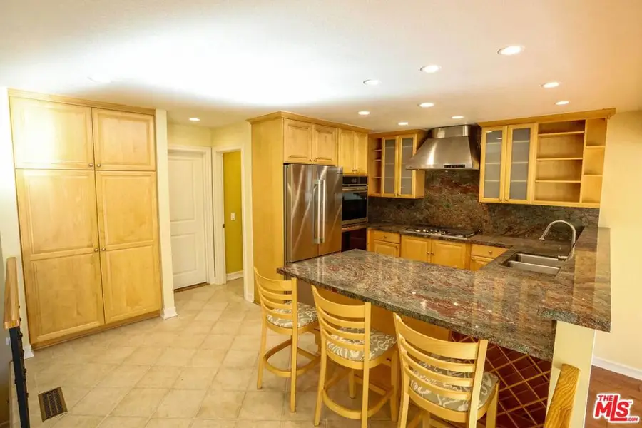 17097 Palisades Circle, Pacific Palisades, CA 90272 - Image #3