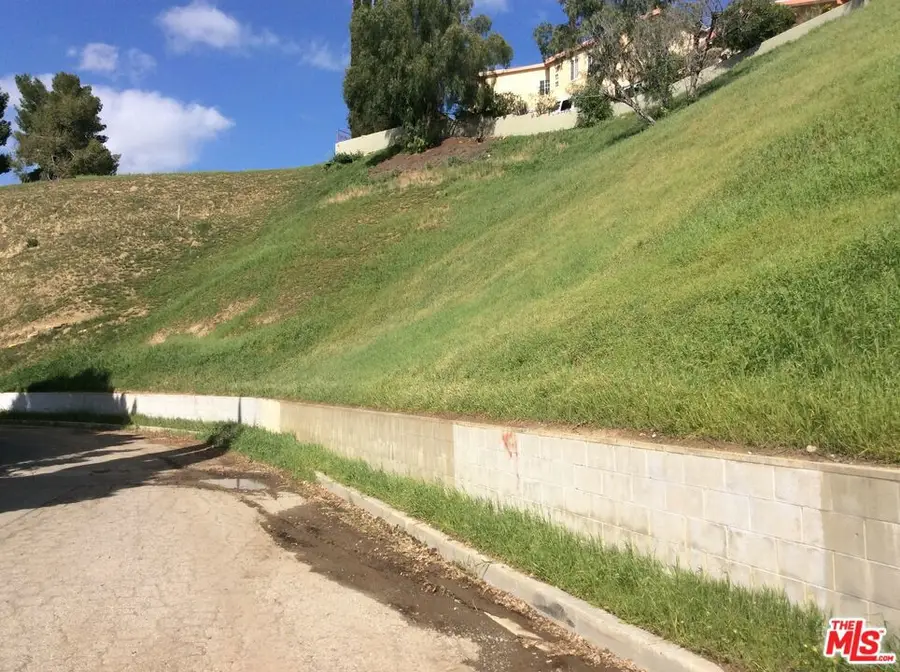 21680 Arcos Drive, Woodland Hills, CA 91364 - #2