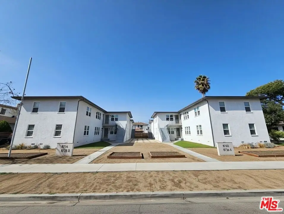 8716 Ramsgate Avenue, Los Angeles, CA 90045 - Image #1