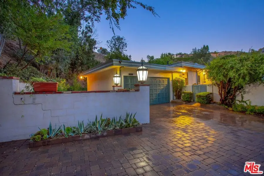10213 Cielo Drive, Beverly Hills, CA 90210 - Image #2