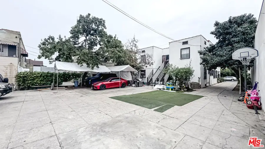 1521 Menlo Avenue, Los Angeles, CA 90006 - Image #3