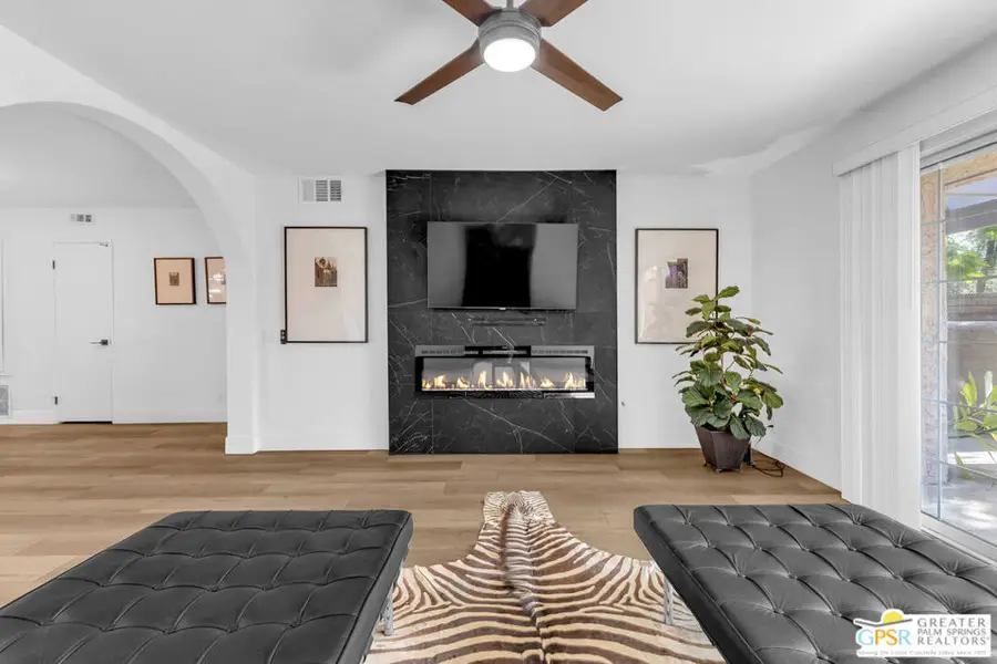 505 S Farrell Drive #A3, Palm Springs, CA 92264 - Image #2