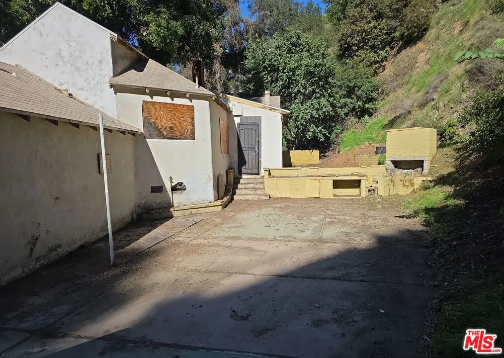2200 Nichols Canyon Road, Los Angeles, CA 90046 - #1