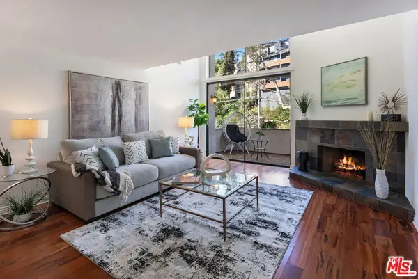 3480 Barham Boulevard #321, Los Angeles, CA 90068