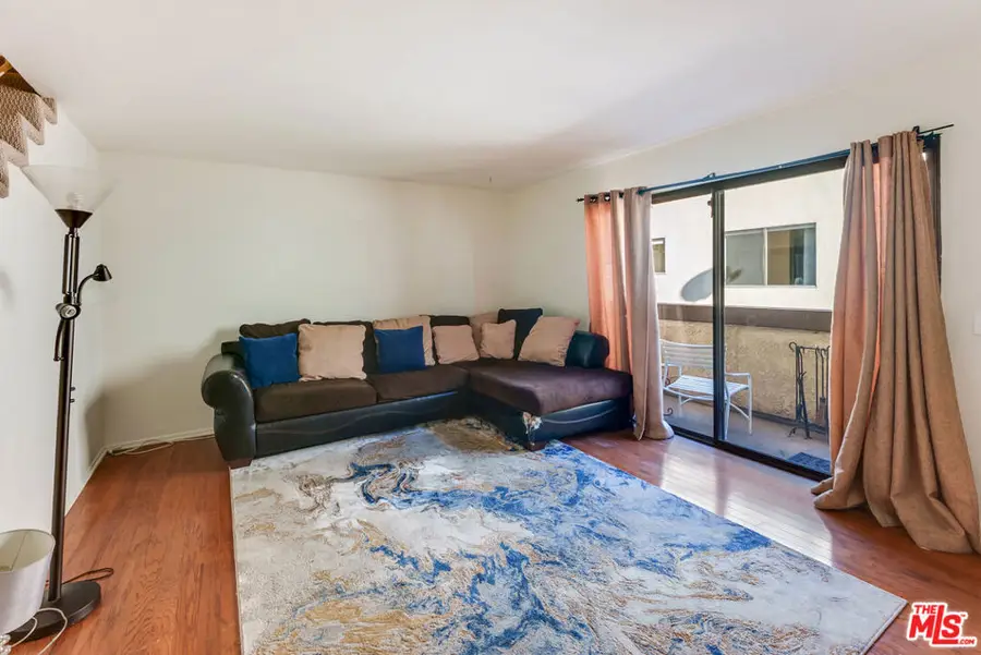 11940 Weddington Street #17, Valley Village, CA 91607 - Image #3