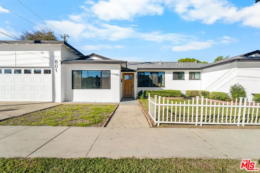 801 S Courtney Avenue, Fullerton, CA 92833 - Image #2