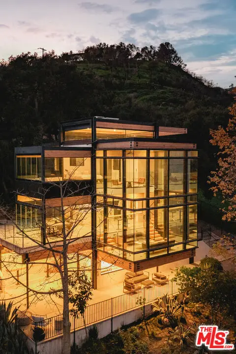 2315 Live Oak Meadows Road, Malibu, CA 90265