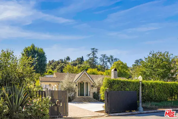 14664 Valley Vista Boulevard, Sherman Oaks, CA 91403