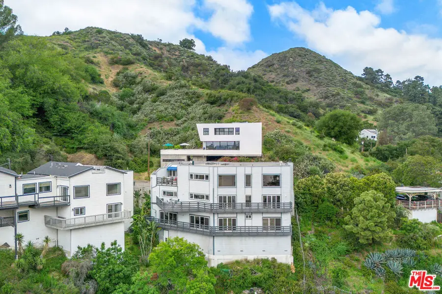 2350 San Marco Drive, Los Angeles, CA 90068 - Image #2