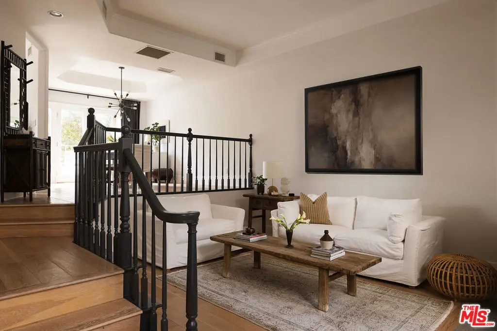 4424 Moorpark Way #5, Toluca Lake, CA 91602 - Image #1