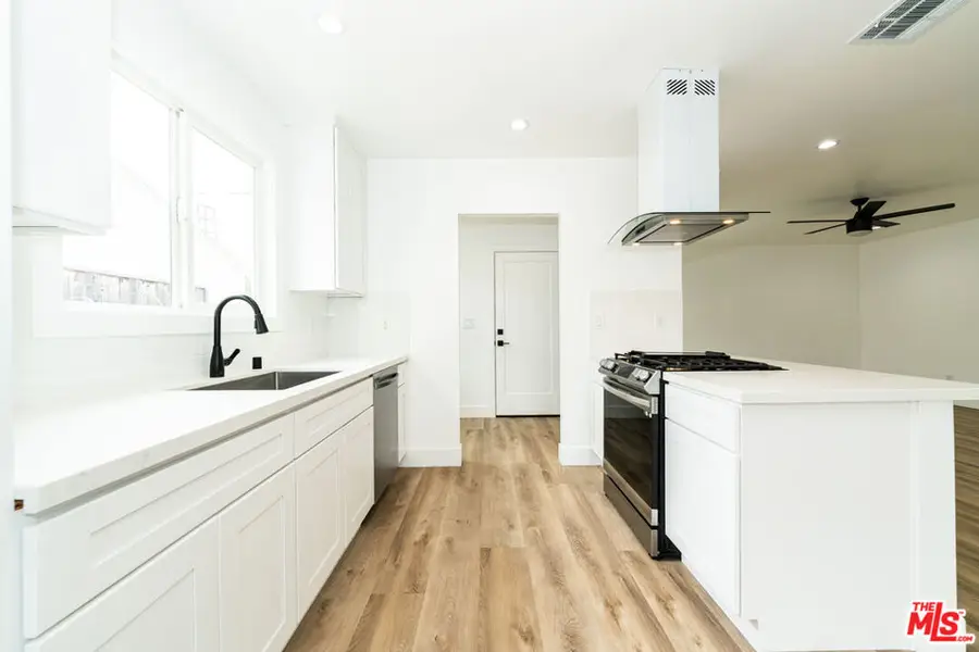 7020 Schroll Street, Lakewood, CA 90713 - #3