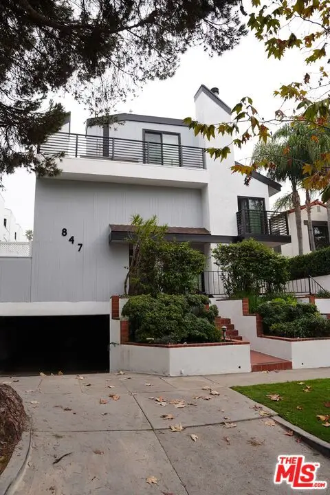 847 17th Street #1, Santa Monica, CA 90403 - #2