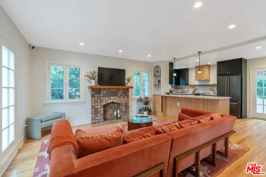 5944 Manola Way, Los Angeles, CA 90068 - #3