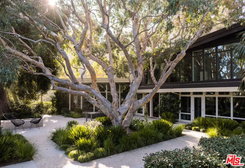 2179 Mandeville Canyon Road, Los Angeles, CA 90049 - #1