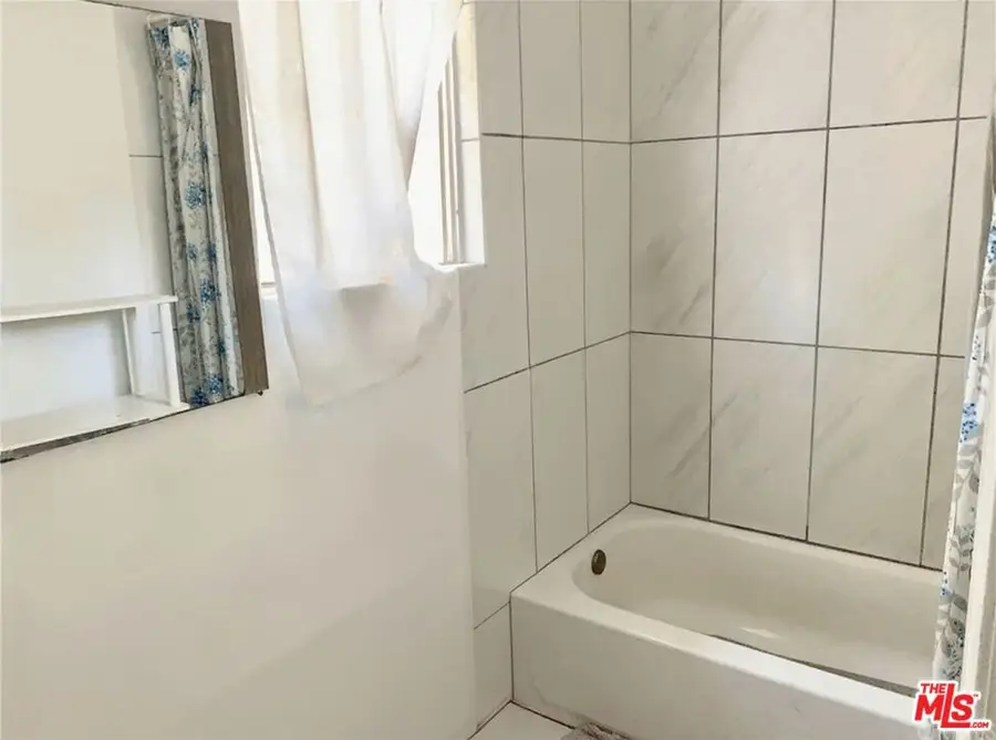 1140 W 89th Street, Los Angeles, CA 90044 - Image #3