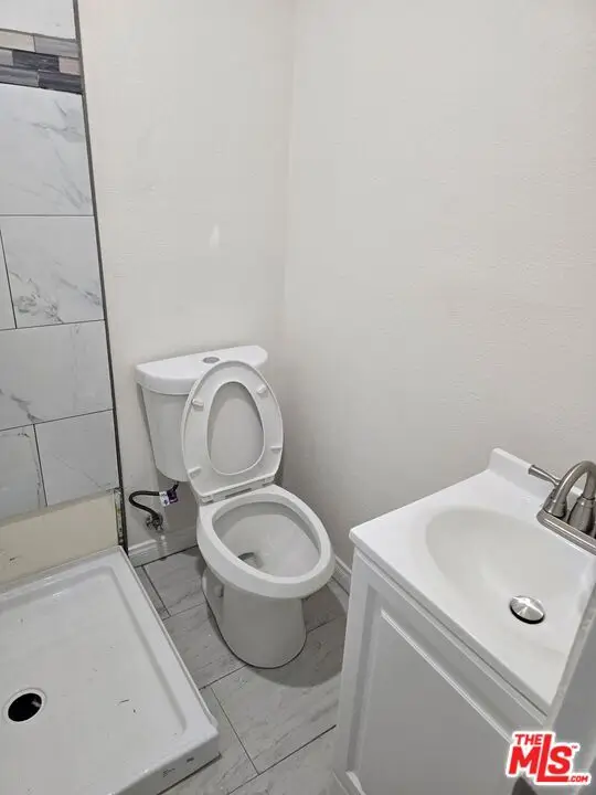 959 E 105th Street, Los Angeles, CA 90002 - Image #1