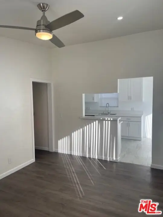 959 E 105th Street, Los Angeles, CA 90002 - #3