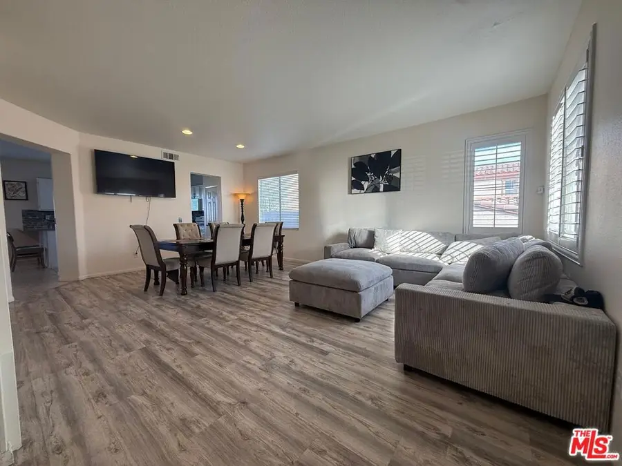 719 W Avenue Q10, Palmdale, CA 93551 - #2