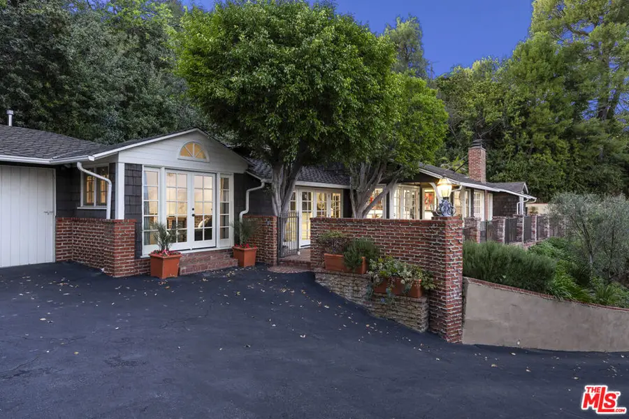 12966 Galewood Street, Studio City, CA 91604 - #3