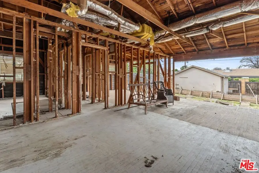 7439 Mason Avenue, Winnetka, CA 91306 - Image #3