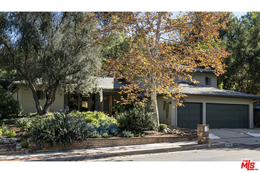 22781 Flamingo Street, Woodland Hills, CA 91364 - Image #3