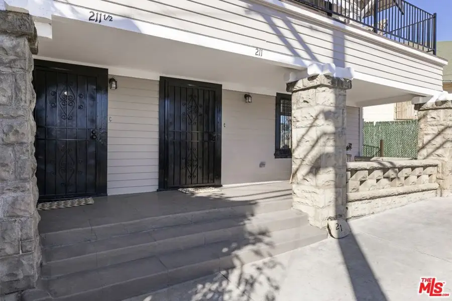 211 S Burlington Avenue, Los Angeles, CA 90057 - Image #2