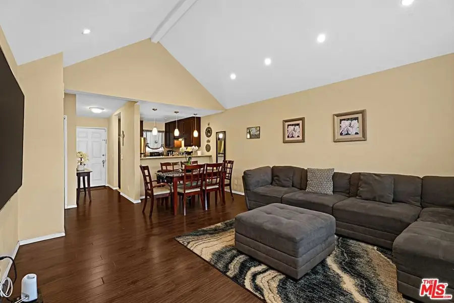 2507 E 15th Street #305, Long Beach, CA 90804 - Image #3